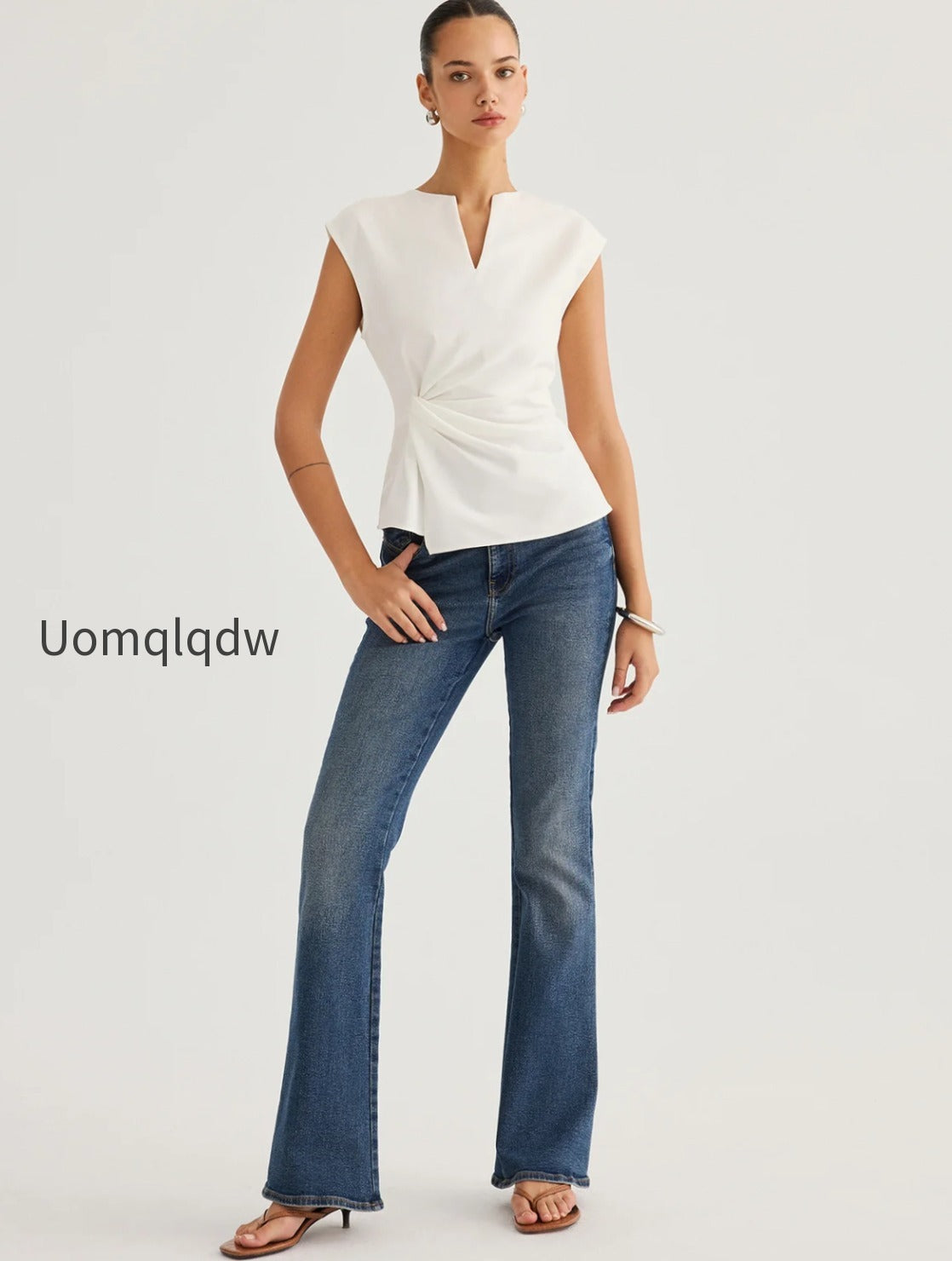 sleeveless-twisted-waist-blouse