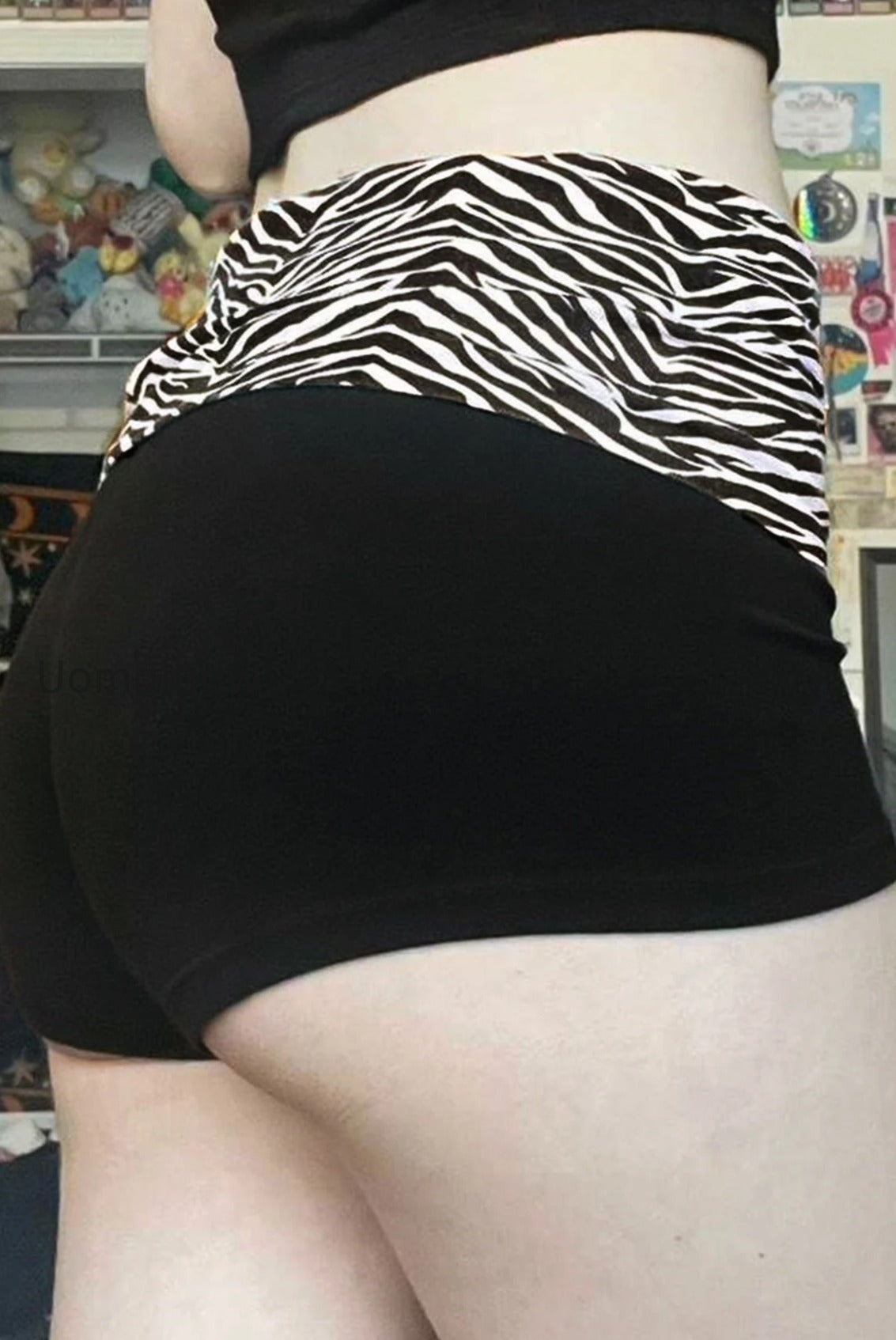 letter-print-bodycon-booty-shorts