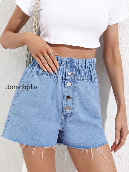 denim-shorts-with-pockets